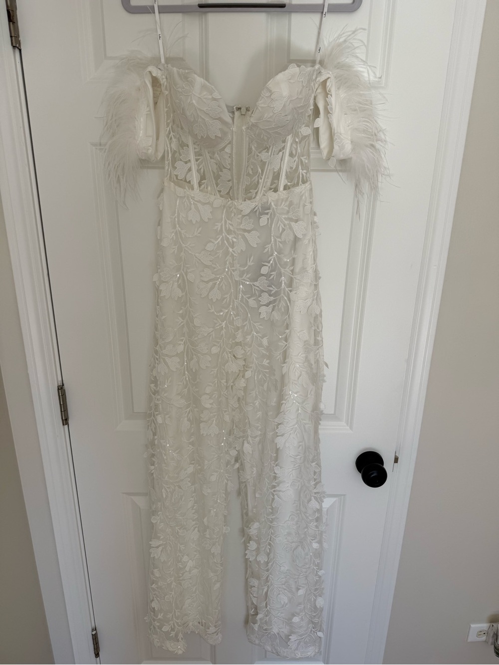 Lulus White Off Shoulder Appliqué Jumpsuit